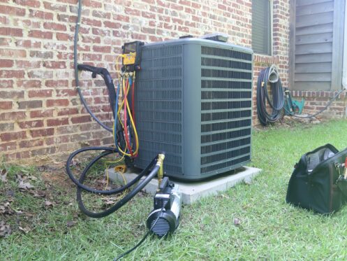 AC unit with refrigerant gauge